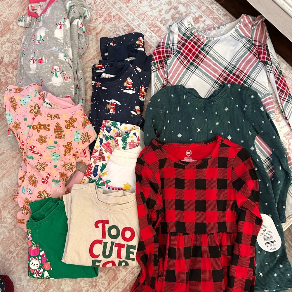 5T Christmas lot